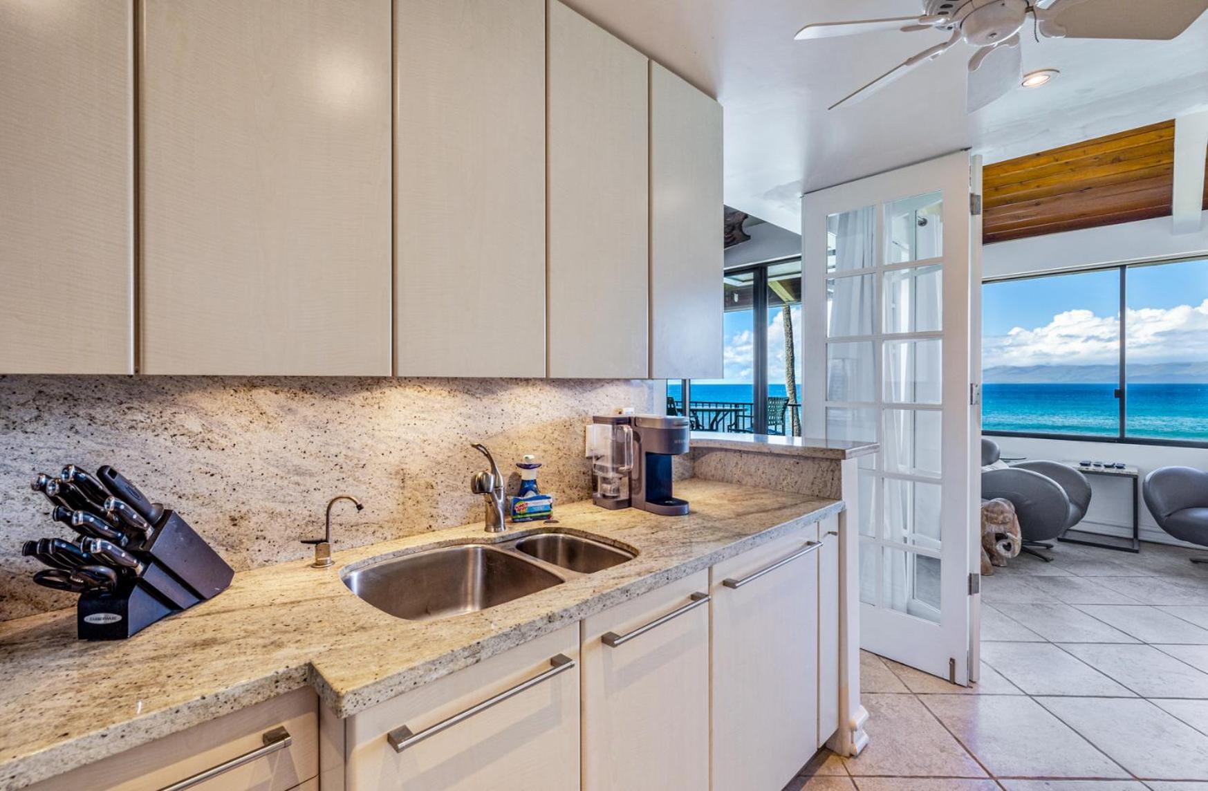 The Noniluna Two - Sleeps 9 Plus Pack N Play Lahaina Eksteriør billede